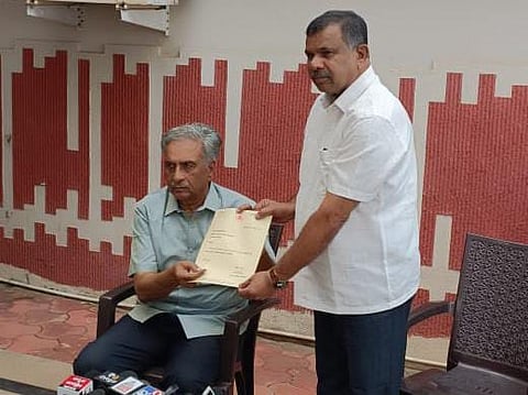 Maritibbe Gowda resigns from MLC post Mandya