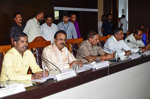Minister meeting on Drought mandya