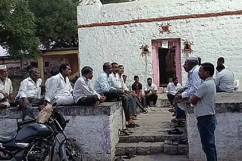 Pravachana, Ashoka Gowda Patila, Lachyana, Indi, Mallaiah Temple, Banthanala,