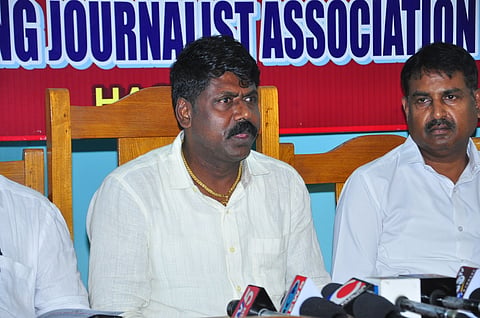 ಕಾಂಗ್ರೆಸ್ ಬೆಂಬಲಿಸಲು ಬನವಾಸೆ ರಂಗಸ್ವಾಮಿ ಮನವಿ