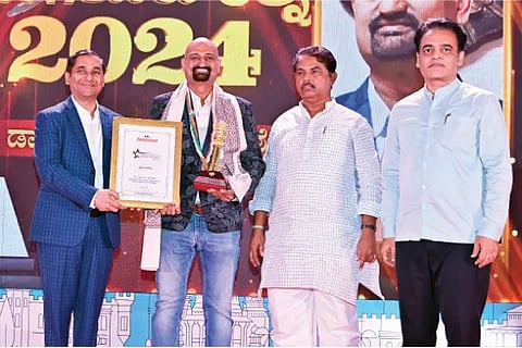 Dr Niranjan
