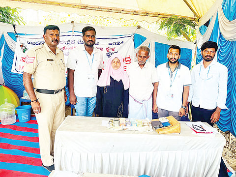 HUN-APR-16-9(MANUGANAHALLI CHECKPOST)