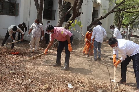 Let cleanliness be our priority