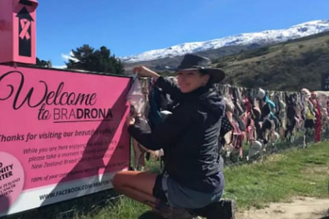 Women come here and hang their bras, reason is very interesting (1)