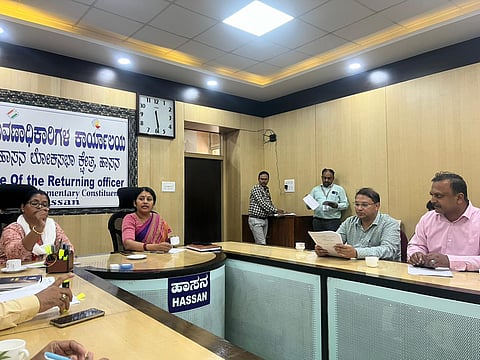 ಸಮರ್ಪಕ ಮಾಹಿತಿ ನೀಡಲು ಮುದ್ರಕರಿಗೆ ಡಿಸಿ ಸೂಚನೆ