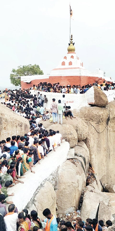 ANJANADRE HIL