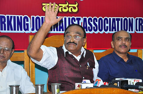 ದಕ್ಷಿಣ ಶಿಕ್ಷಕರ ಕ್ಷೇತ್ರದಿಂದ ಪಕ್ಷೇತರ ಅಭ್ಯರ್ಥಿಯಾಗಿ ಸ್ಪರ್ಧೆ: ಕೆ.ಸಿ.ಪುಟ್ಟಸಿದ್ದಶೆಟ್ಟಿ