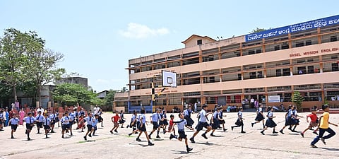 31 Dwd 8