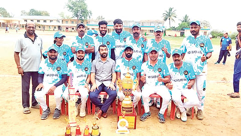 ಮಿಡಿಯಾ ಸೂಪರ್ ಕಿಂಗ್ಸ್ ತಂಡಕ್ಕೆ ಗೆಲುವು