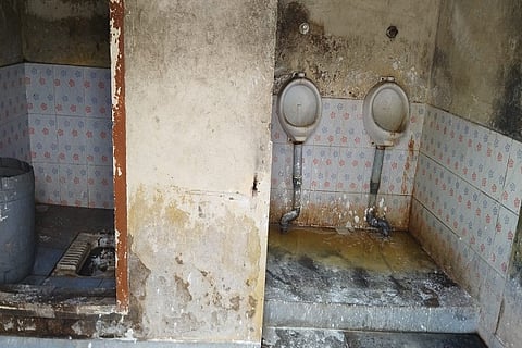 Management of sewage in toilets