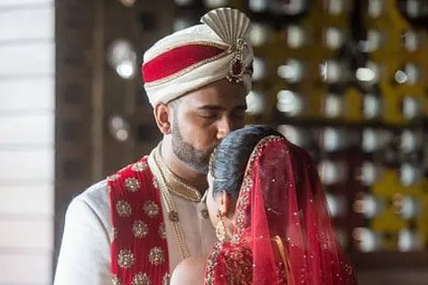 Marriage Kiss