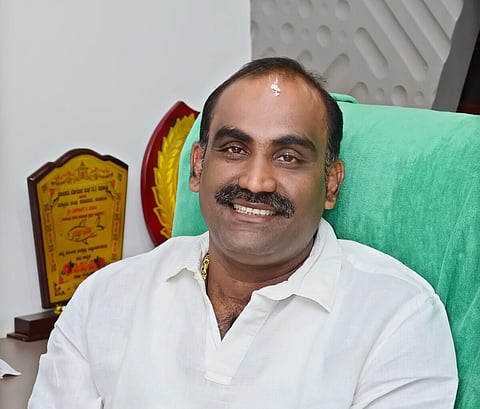 Yashpalnew - Copy
