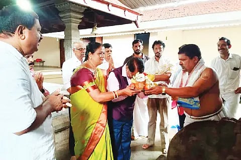 abhinandane