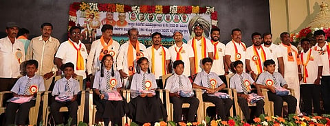 ನಾಡಪ್ರಭು ಶ್ರೀ ಕೆಂಪೇಗೌಡರ ಜಯಂತಿ ಕಾರ್ಯಕ್ರಮ (8)