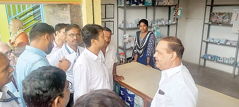 ಯಾಚೇನಹಳ್ಳಿ ಪಿಎಸಿಸಿಎಸ್‌ಗೆ ಡಿಸಿಸಿ ಬ್ಯಾಂಕ್‌ಗಳ ಸದಸ್ಯರ ಭೇಟಿ