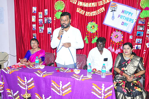ಮಕ್ಕಳು ಹೆಚ್ಚು ಮೊಬೈಲ್ ಬಳಸದಂತೆ ನೋಡಿಕೊಳ್ಳಿ:ಶಾಸಕ ಸ್ವರೂಪ್ ಕಿವಿಮಾತು