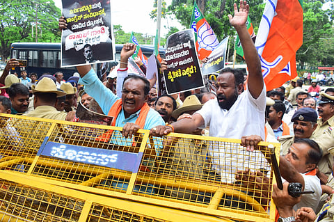 BJP workers protest Mandya
