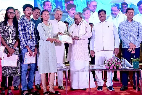 CM