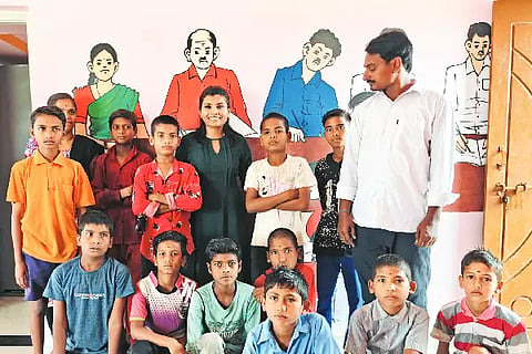 Cricket Player, Rajeshwari Gaikwad, Birthday, Jumanala, Old Age Home,