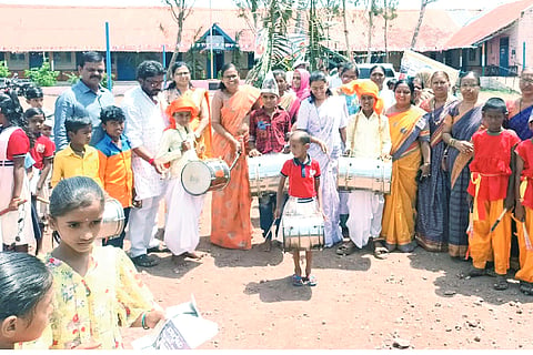 Enroll children in government schools