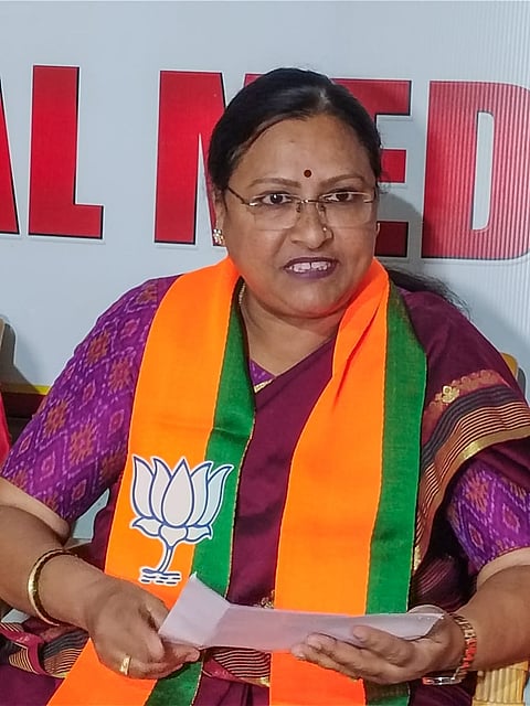 BJP MLc Hemalartha nayak protest price hike