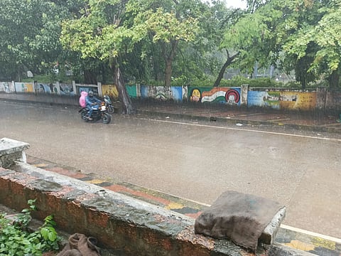 Heavy Rain in karwar.