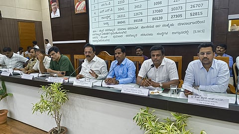 Minister Chaluvarayaswamy meeting Mandya