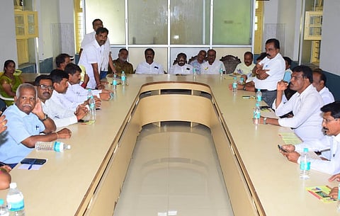 Okkaligara Sanga meeting Mandya