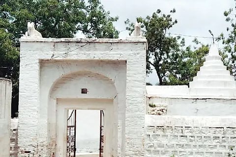 TEMPLE