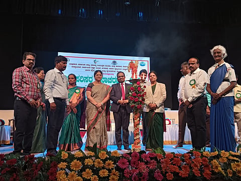 ಪರಿಸರ ಸಂರಕ್ಷಣೆಯಲ್ಲಿ ಶಿಕ್ಷಕರ ಪಾತ್ರ ಪ್ರಮುಖವಾಗಿದೆ:ನ್ಯಾ. ಟಿ.ಎನ್. ಇನವಳ್ಳಿ