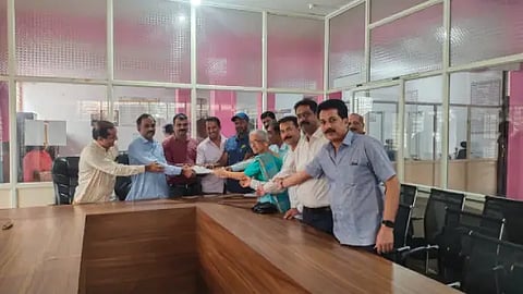 kls manavi