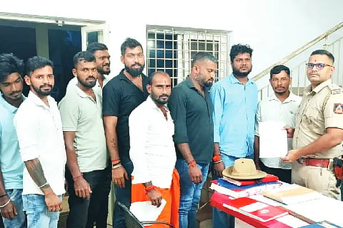manavi