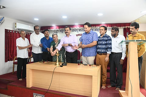 mng--29 June press club yoga