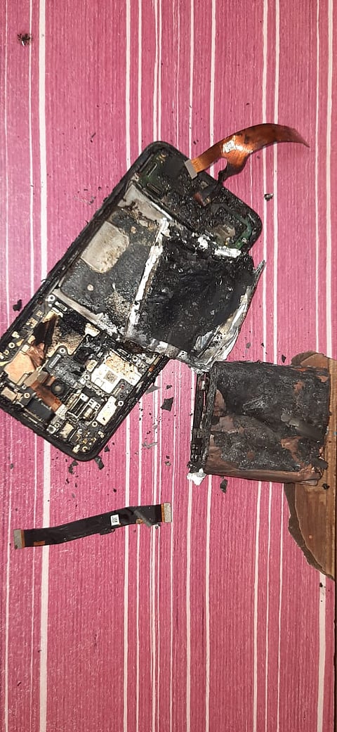 mobile blast in koppal mobile shop