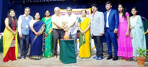 sharadavilasa college