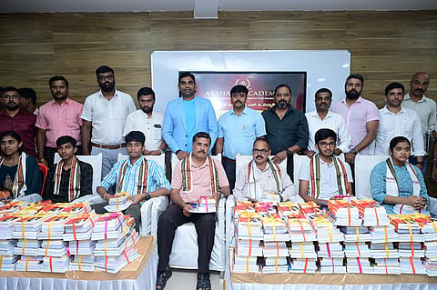 ಪರೀಕ್ಷೆಗಳಲ್ಲಿ ಅತ್ಯುನ್ನತ ಅಂಕಗಳಿಸುವುದಷ್ಟೇ ಸಾಧನೆಯಲ್ಲ:ಗಂಗಾಧರ್