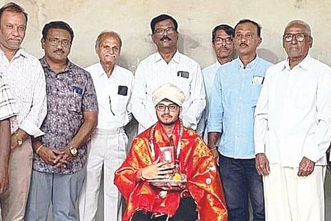15 MANVI 02