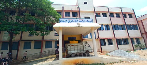 govt degree collage koppal low quality metirials supply