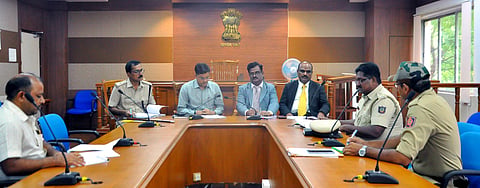 Koppal DC Naleen athul meeting prison jail