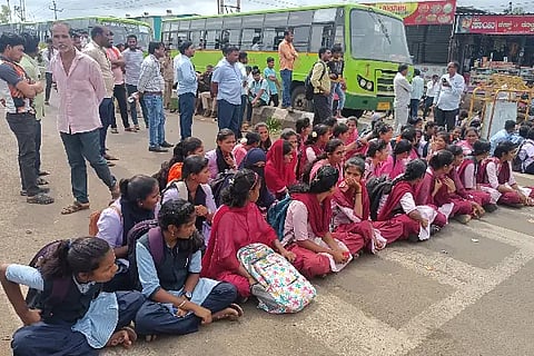 28 chikkalki -1 protest