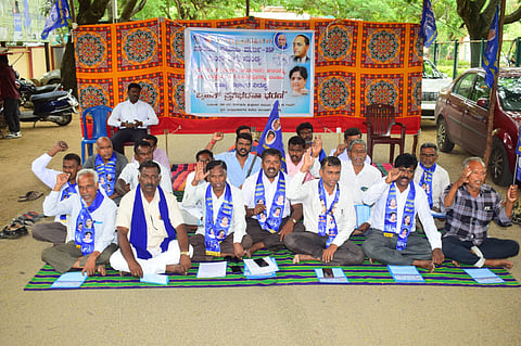 BSP workers protest mandya