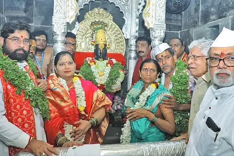 Darshan of Pandarinath by millions of devotees