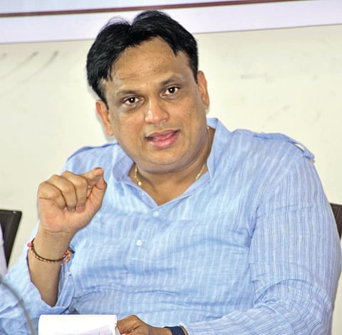 Dr Ajaysing