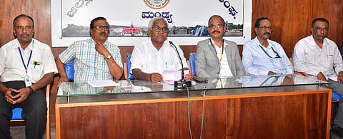 Dr G Madegowda award ceremony Mandya