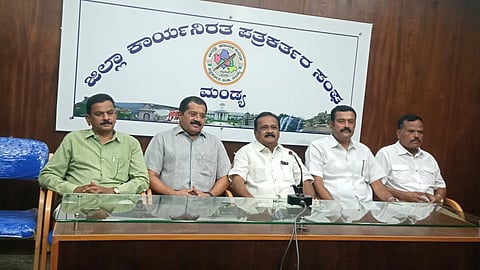 Former MLC KT Srikanthegowda press conference Mandya
