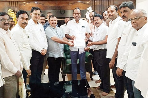 Gangavathi Rotary club mebers appel