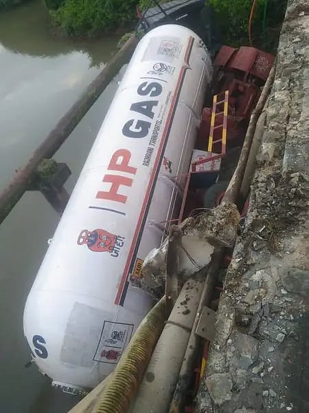 A gas tanker overturned