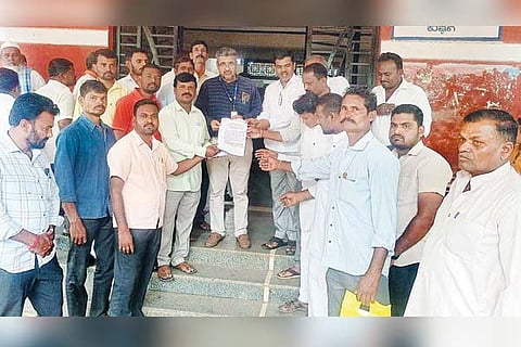Kustagi Pinjaras manavi