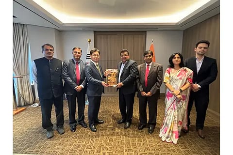 M B Patil in Seol