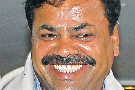 MP-RENUKACHARYA-mla-HONNALLI.jpg